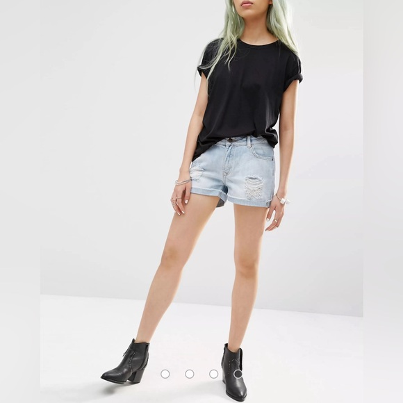 Just Female destroyed denim shorts - Picture 2 of 6
